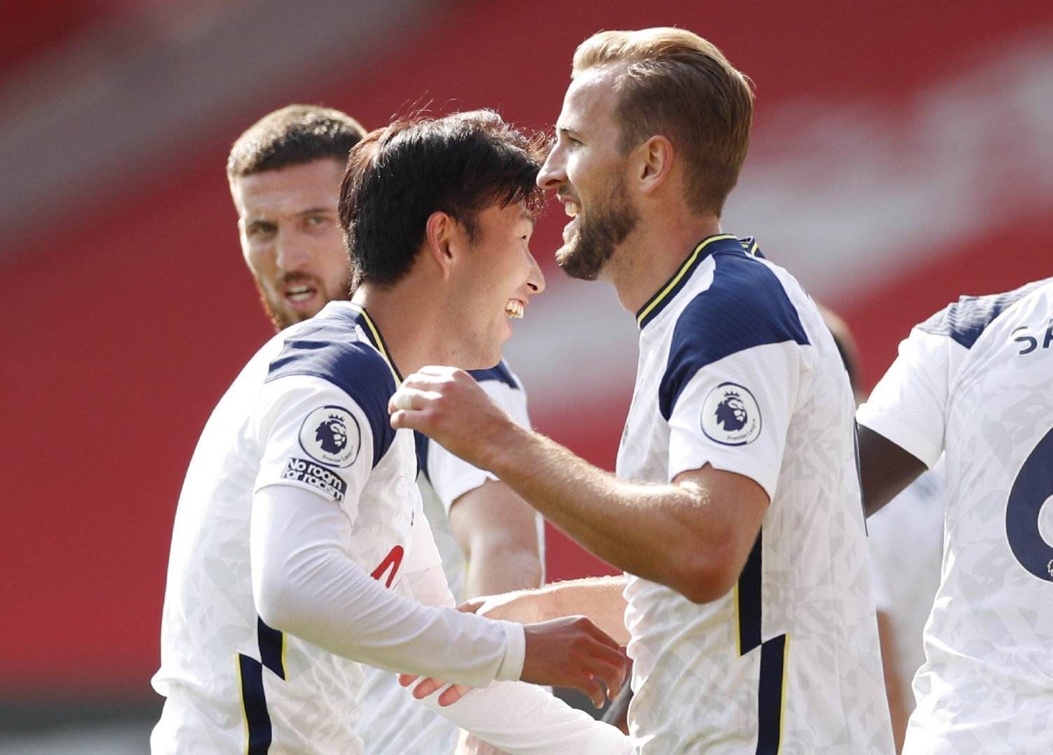 单刀面对的 单刀面对的